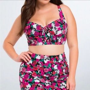Torrid Skull and Roses Swim Skirt Bottom with attached brief. Plus Size 0 0x